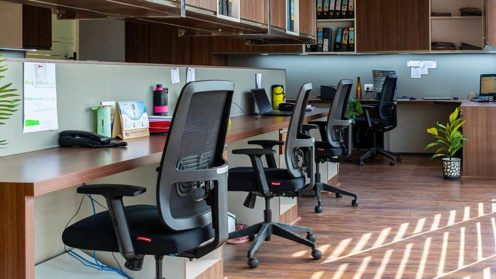 Office workspace UK – business finance environment